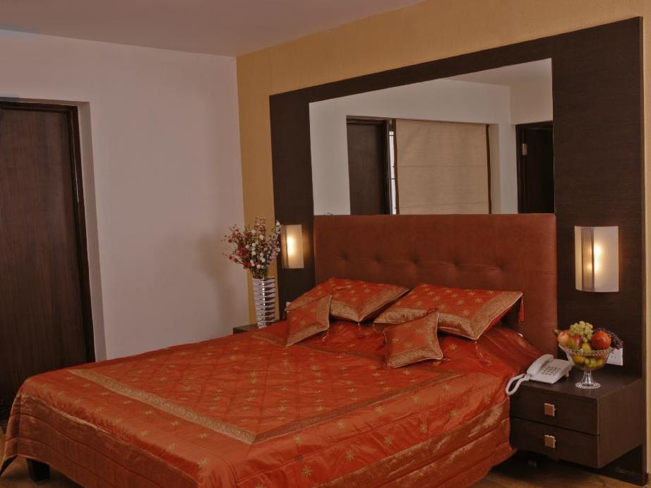 Arpanaa Hotel Tiruvannāmalai Eksteriør bilde